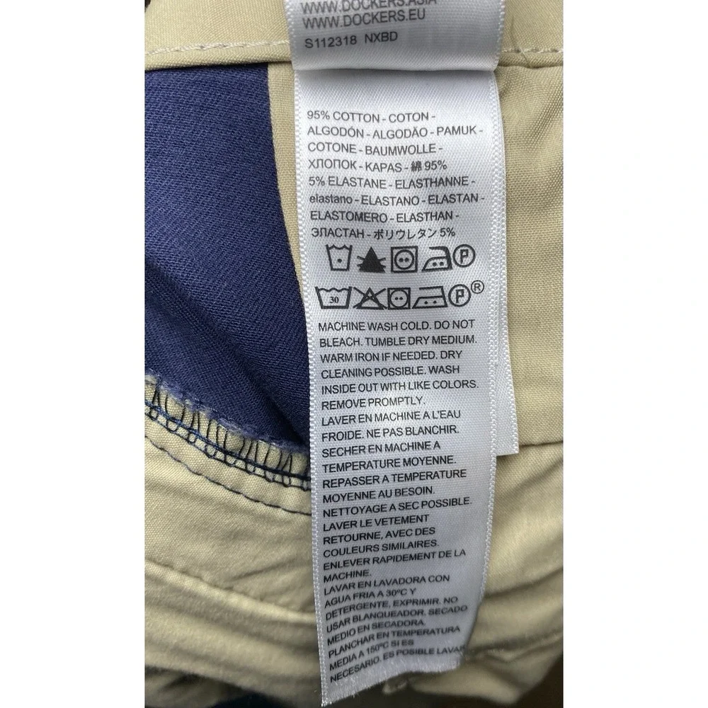 Dockers *brand new